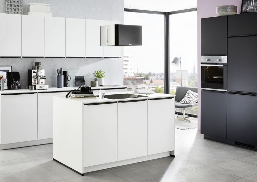 Küche mit Kochinsel